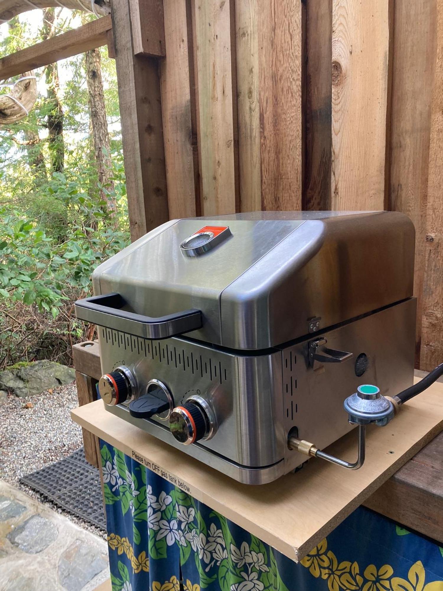Forest Sweet Retreat Hot Tub & Wood Fired Sauna Ucluelet Kültér fotó